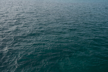 Obraz premium Indian ocean water background in bay on Seychelles islands