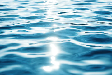 Naklejka premium Abstract background with horizontal blue and white stripes evoking a shimmering water surface under sunlight