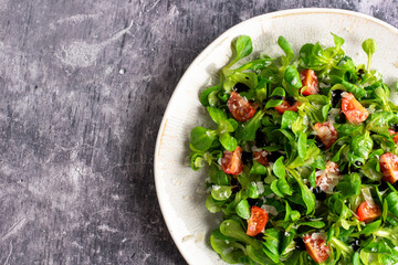 Green lettuce salad