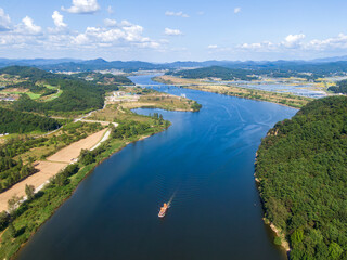 충남 부여군 백마강과 황포돛배