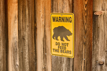 Warning - do not feed the bears