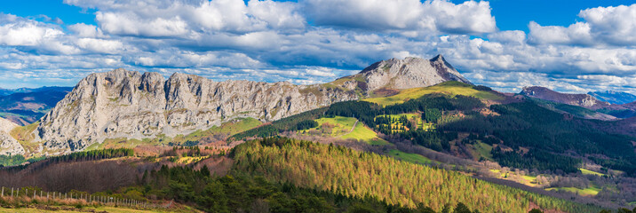 El parque en su explendor, Pais Vasco