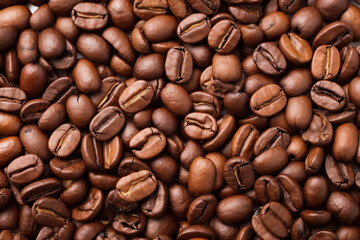 Fototapeta premium lightly roasted coffee beans texture background