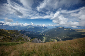 Obraz premium Breathtaking views of the Dolomites near Seceda, Sankt Christina, and Sankt Ulrich in summer