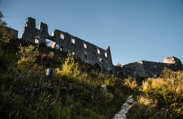 hightline 179, Burgruine Ehrenberg
