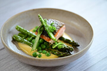 Grilled Salmon Steak with Asparagus and Butter Sauce – A Gourmet Delight