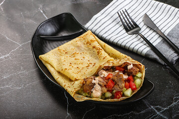 Pancake with chicken and vegetables