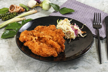 Tonkatsu fried cutlet with cabbage