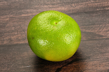 Green ripe fruit sweetie citrus