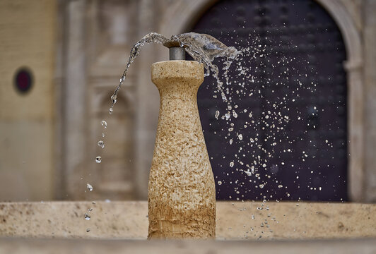 fuente , agua