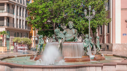Timelapse of Plaza de la Virgen with the iconic Turia Fountain in Valencia, Spain. © HyperlapsePro