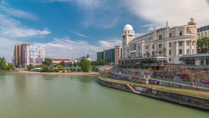 Naklejka premium Urania and Danube Canal timelapse hyperlapse in Vienna.
