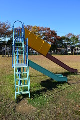 児童公園の遊具