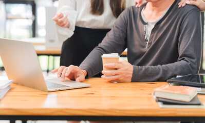 Business Collaboration and Support in Office