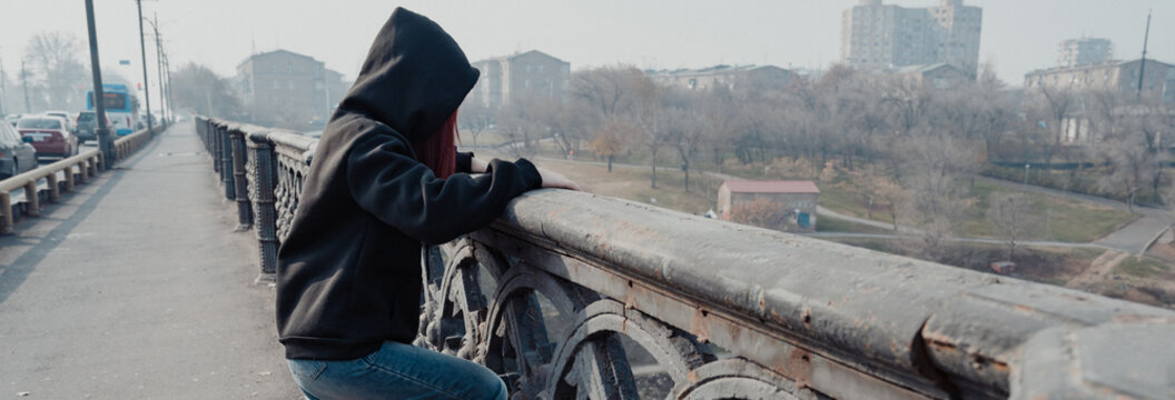 Young girl tries to commit suicide