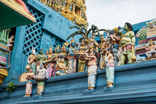 Golden Gopuram of Sri Muthumariamman