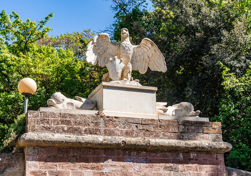 Eagle's Fountain (Italian "Fonte dell'Aquila"), built in 1825 by the Gherardesca family, with a sculpture of an eagle, in Bolgheri, municipality of Castagneto Carducci, Tuscany, Italy