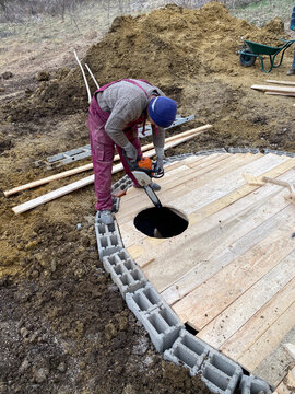 Building a septic tank.