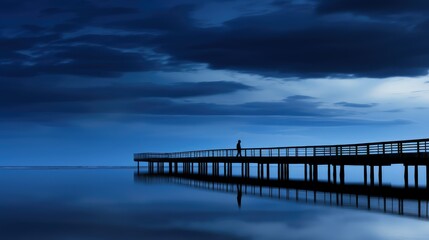 Obraz premium solitude reflexion dark blue