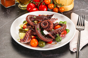 Salad with octopus tentacle and vegetables