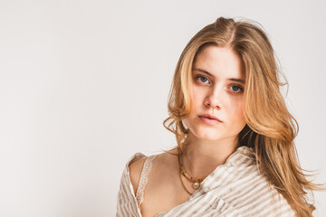 Frau, jung, Gesicht, nat&uuml;rlich