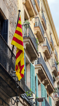 Catalan flag on the balcony of a residential building in Barcelona