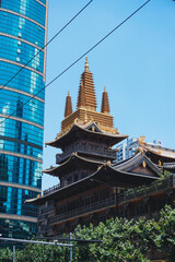 Fototapeta premium Jing an Temple in Shanghai
