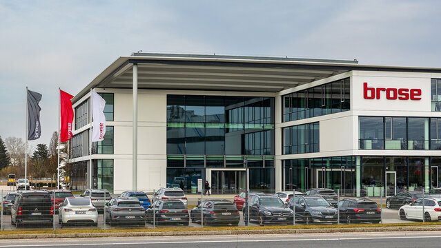 Firmengeb&auml;ude von Brose SE am Berliner Ring in Bamberg, Deutschland. 