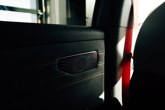 Speaker on the passenger door in the car