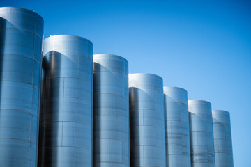 Wine steel tanks