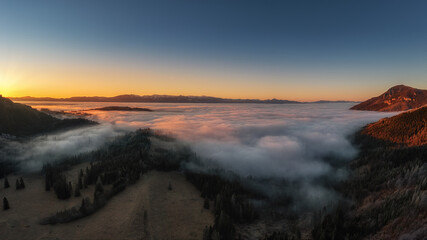 Fototapeta premium fog over the Liptovska Mara dam at sunrise