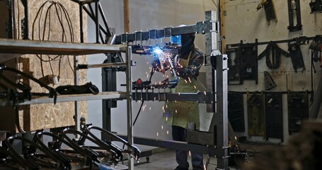 The Welding Process in a Workshop Environment for Artisan Crafts and Durable Designs