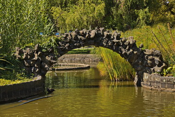 Fototapeta premium Garden architecture in Carlton Gardens in Melbourne,Victoria,Australia 