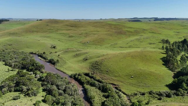 Barragem do Rio dos Touros, localizada em Bom Jesus, Rio Grande do Sul. Uma imagem de drone. 