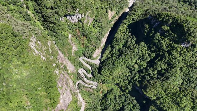 Serra do Corvo Branco, entre Urubici e Gr&atilde;o-Par&aacute;, SC. Um lugar incr&iacute;vel e &uacute;nico na serra catarinense.