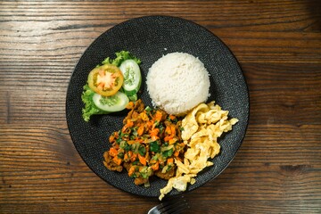 asian food chinese cuisine restaurant chef wok stir sauce