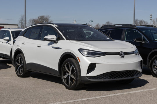 Volkswagen ID.4 AWD Pro S display at a dealership. Volkswagen offers the ID.4 with up to 263 miles driving range. MY:2025