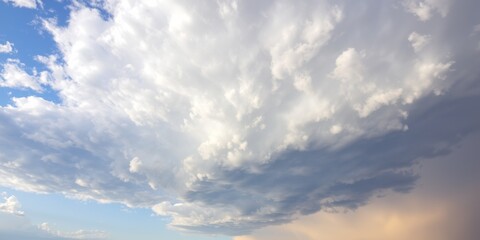 Fototapeta premium Dramatic Mammatus Clouds After the Storm