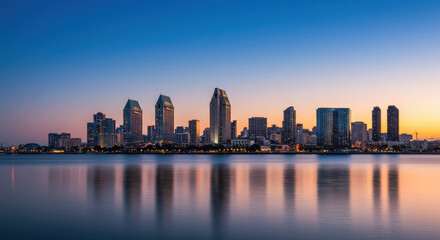 Naklejka premium San Diego Skyline at Twilight: Stunning Cityscape Reflection over Tranquil Water - California Travel Photography