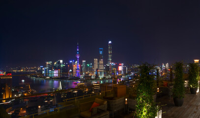 Naklejka premium DUBAI al tramonto