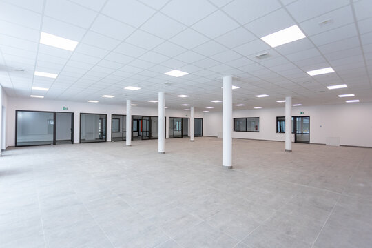 This is a spacious and empty commercial space that is fully ready for your creative design