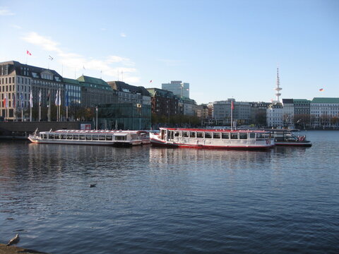 Boote auf der Binnenalster