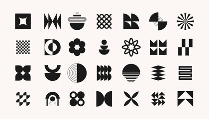 Groovy retro shapes. Abstract 70s 80s pop art style abstract figures, funky geometric hippie elements, Y2K retro badges for poster logo design. Vector isolated set.