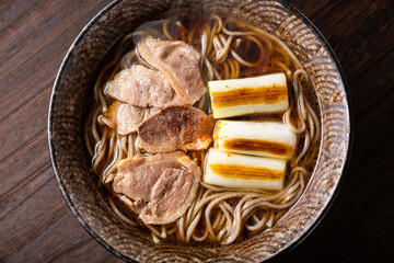 真上から見た鴨南蛮蕎麦