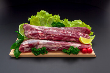 豚ヒレ　ブロック肉　Pork fillet block meat