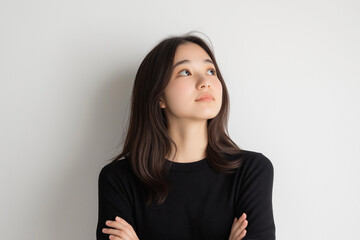 考える, 美女, 変顔, 腕組む, 女性, 悩む, 女, 美しさ, 顔, 笑みを浮かべている, 人々, 笑う, モデル, 人, ファッション, 髪の毛, ブルネット, 見る, ハピネス, 淑女, 1, 13歳から19歳の, かわいい, 目, スタジオ, くだけた, いいかた, 肌, 化粧, アップ, ビジネス, 女性実業家, シャツ, プロ, 成功, 華麗な, ライフスタイル, 手, 黒, ナチュ
