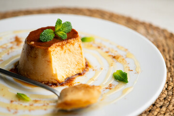 Egg flan made with a traditional Spanish recipe.