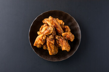胡麻あえチキンバー　俯瞰　Aerial view of sesame-dressed chicken bar