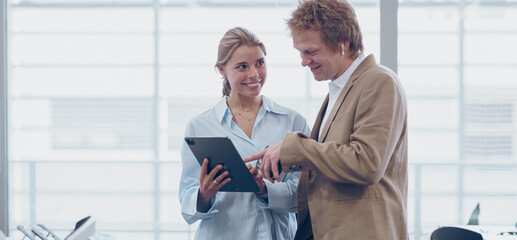 Effective Team Collaboration in a Modern Office Setting for Enhanced Productivity and Success