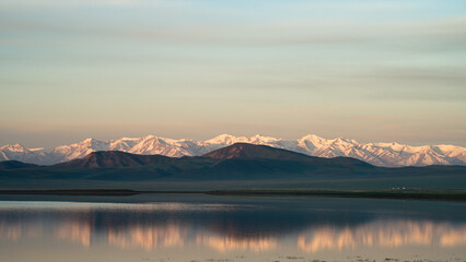 
Beautiful sunrise on a mountain lake. sunset in the mountains